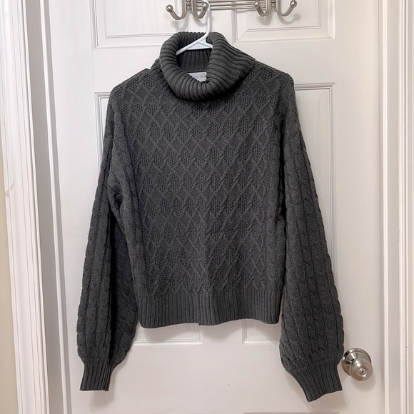 Sweater Top & Skirt Set - Picture 2 of 5